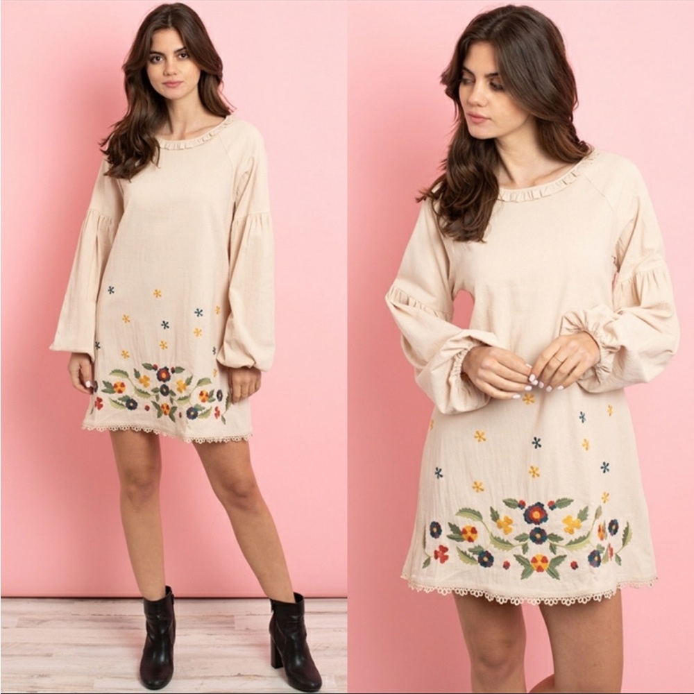 HP!🎉 Embroidered Tunic Dress in Cream
